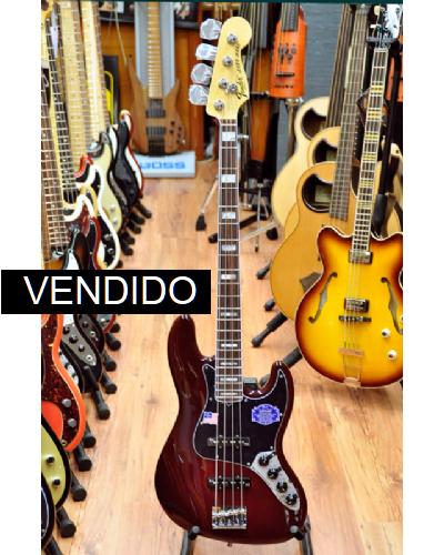 Fender Amercian Deluxe Jazz Bass Wine Red